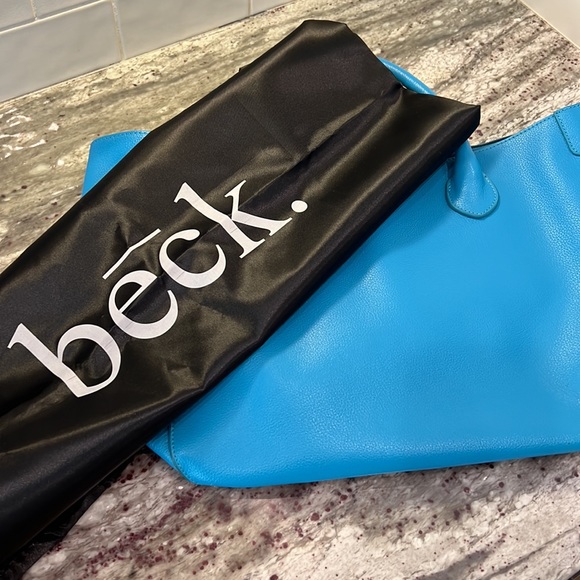 USED ONCE Gorgeous BECK Medium leather tote with velvet lining - Picture 8 of 9